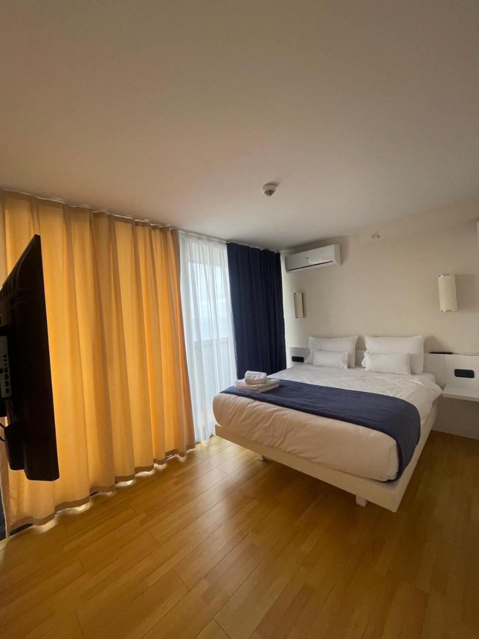 Orbi City Panorama Towers Hotel Batumi Exterior foto