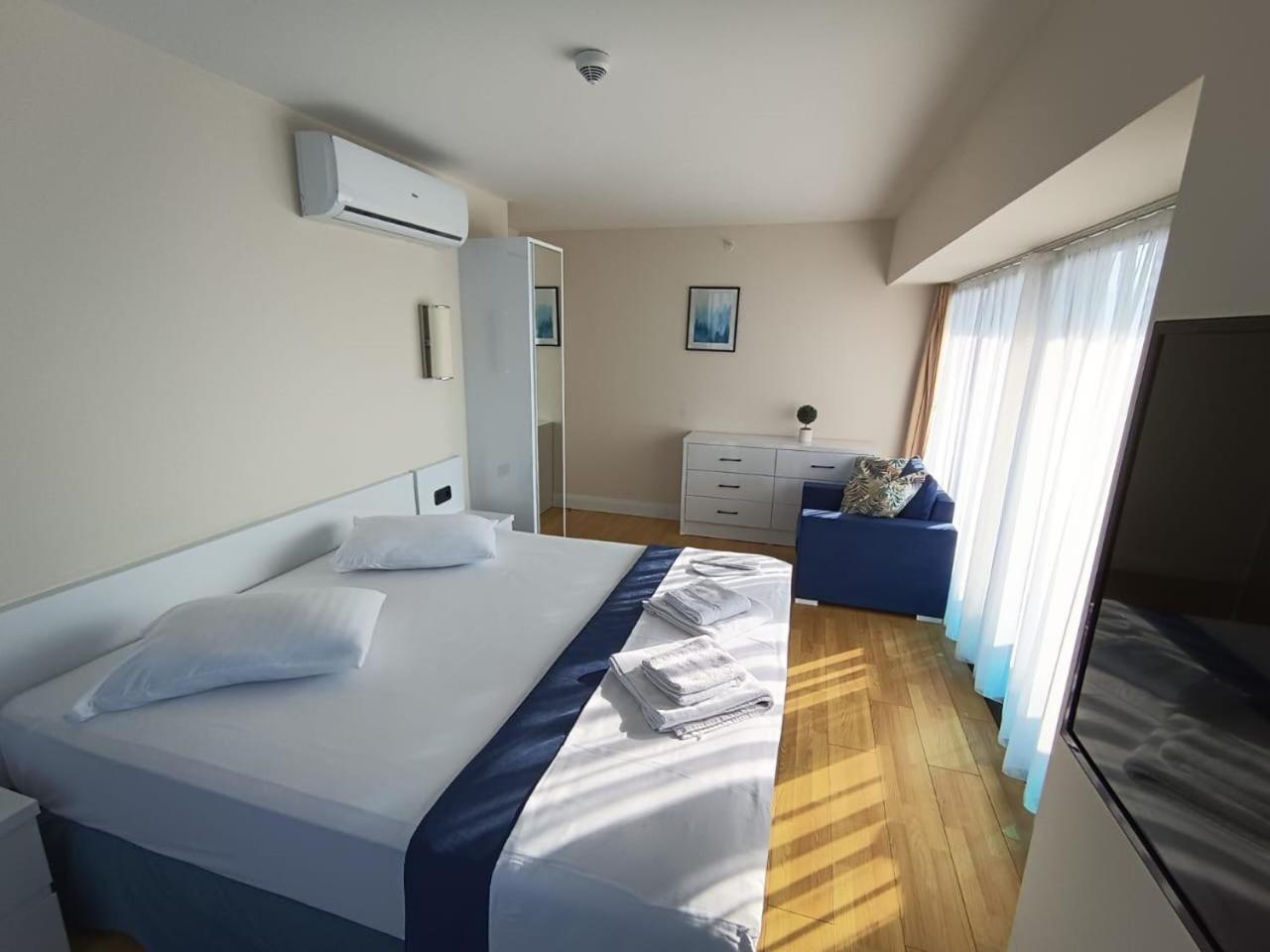 Orbi City Panorama Towers Hotel Batumi Exterior foto